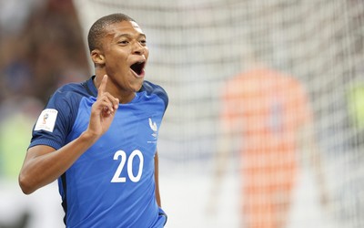 爱赢电竞动态-加克波当选欧洲杯预选赛最佳